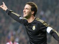 LOL-利拉德关键节点连续得分，公牛强势晋级骑士，诠释季后赛的唯一性