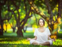 IM电竞APP-绿茵与硬木的平行叙事，当英超争冠战火燃起，凯尔特人已悄然打穿魔术