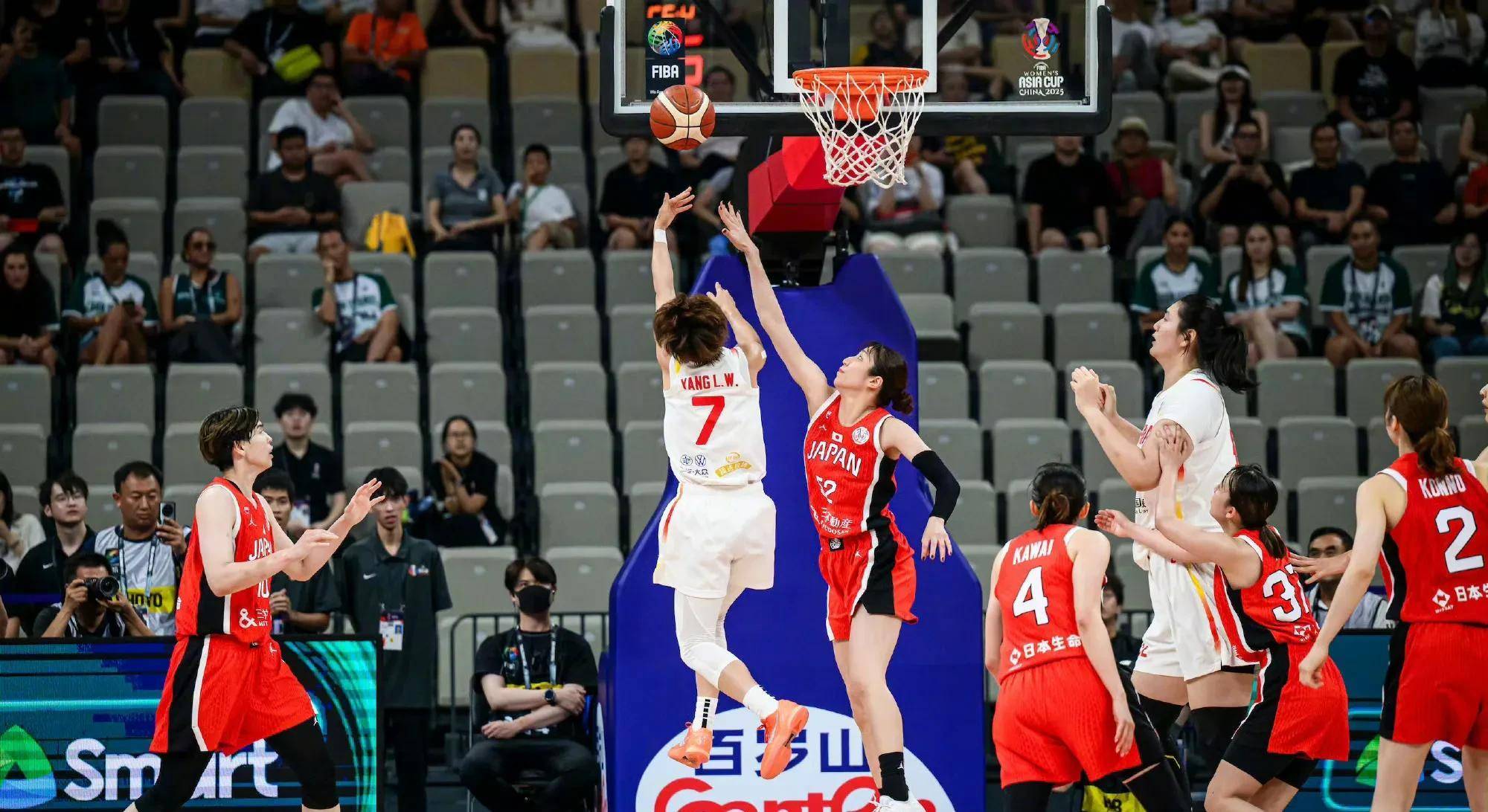 后防失误导致失球,球队进攻疲软的简单介绍 后防失误导致失球,球队进攻疲软的简单介绍