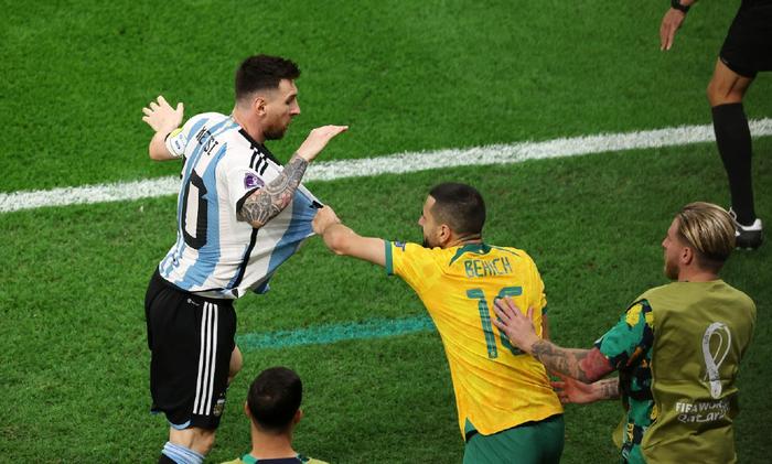 荷兰一球赢球东道主俄罗斯，西班牙不敌挪威遗憾出局的简单介绍