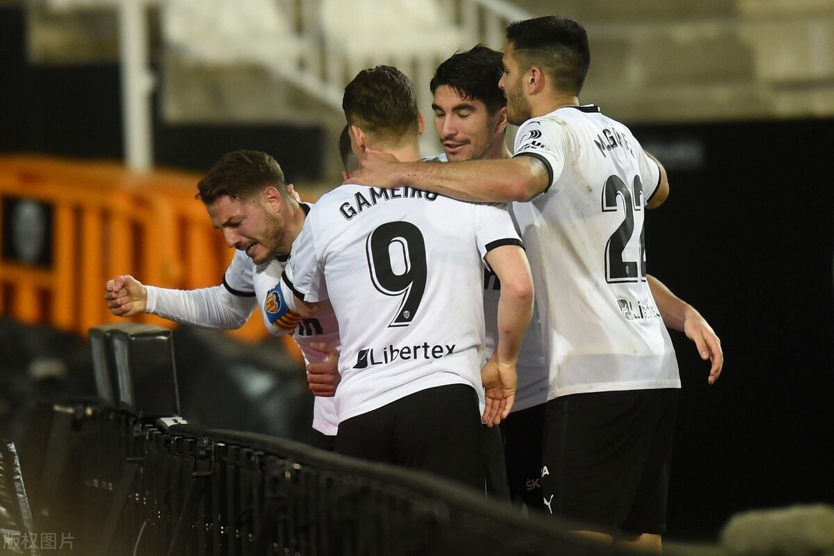 关于瓦伦西亚斗志昂扬，力克对手夺得胜利的信息