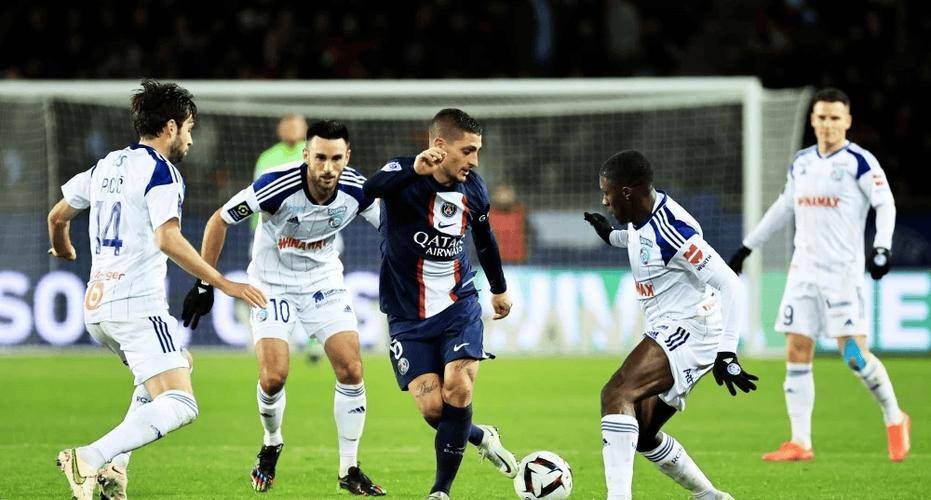 梅斯主场战平斯特拉斯堡，法甲联赛对决无分胜负的简单介绍