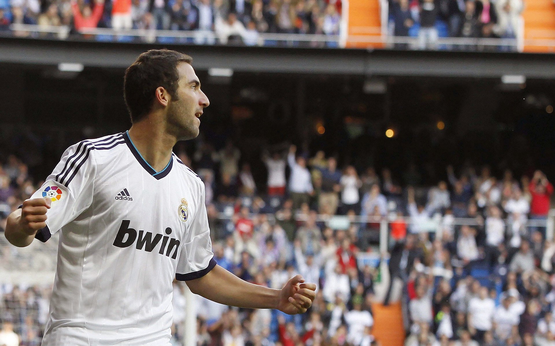 欧联杯惊天逆转，日本双星一波带走勒沃库森，奥利维耶连续得分锁定胜局